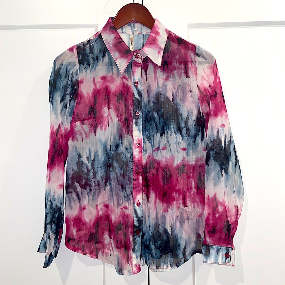 NWOT Tobi 36 Point 5 Women’s Sheer Button Down Top Size Large